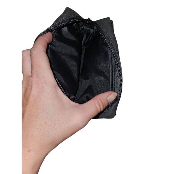 Mary Kay travel cosmetics bag - Picture 6 of 7